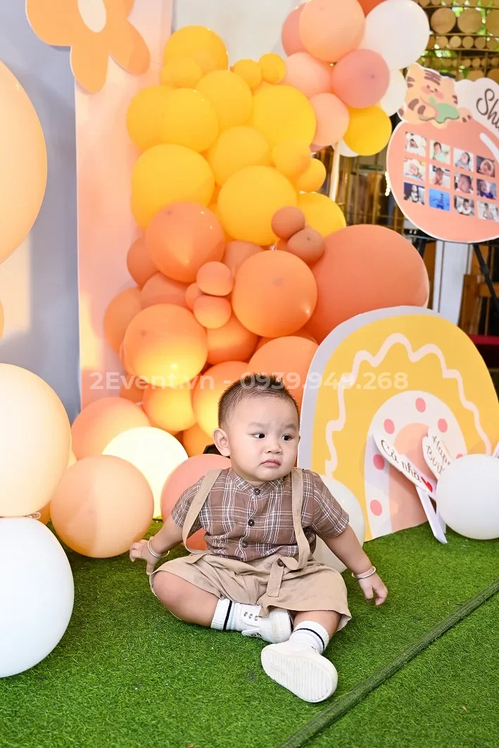 Mẫu backdrop chụp hình Halloween ấn tượng
