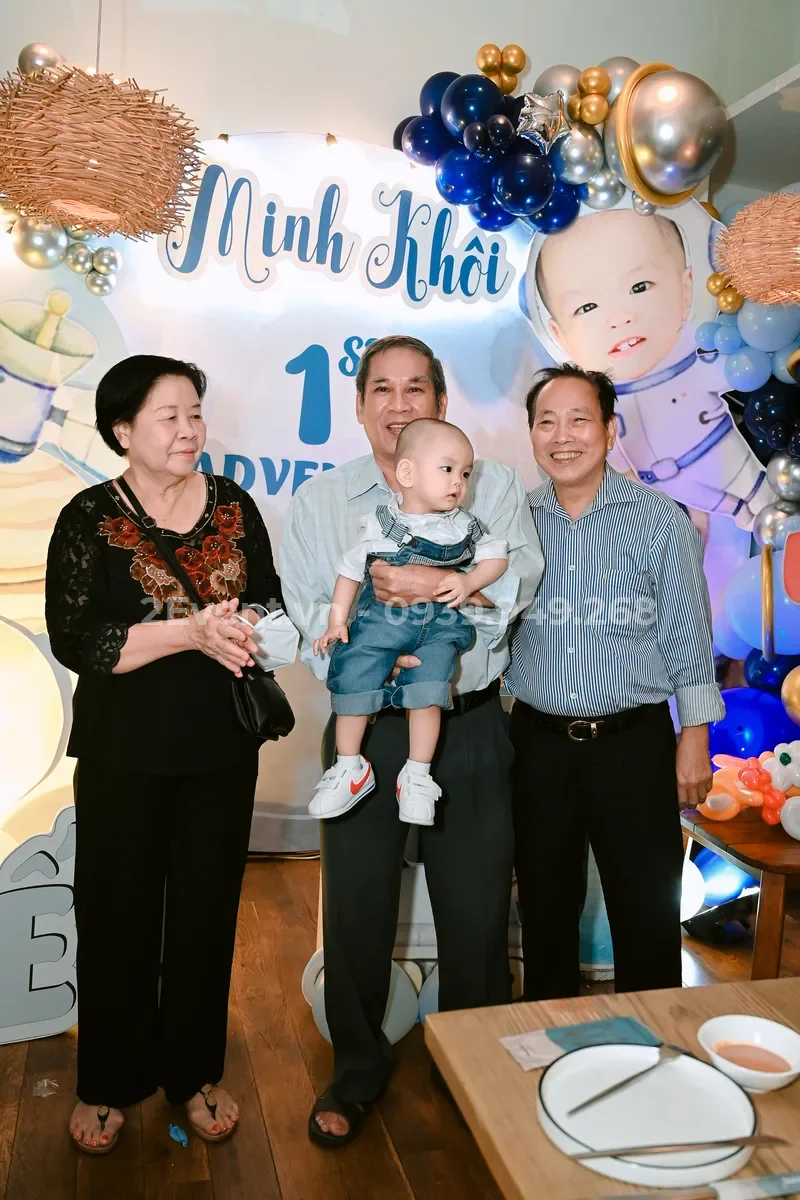 Mẫu backdrop phông nền sinh nhật bé trai ấn tượng