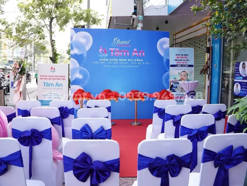 Dịch vụ thi công backdrop uy tín tại TP.HCM
