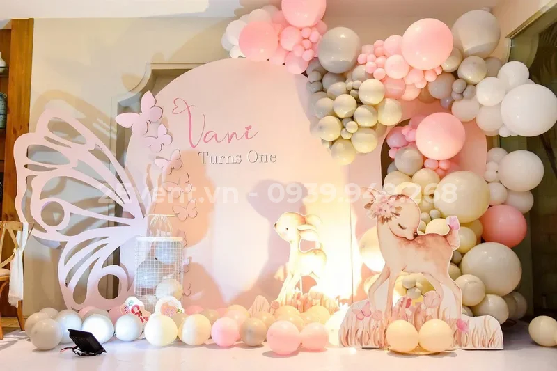 Cho thuê và thi công bục sân khấu lắp ráp mọi kích thước