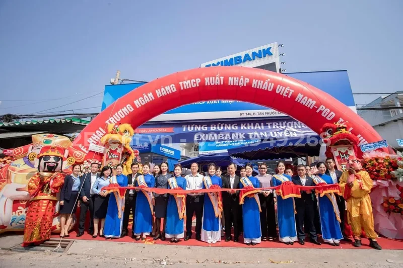Thực tế thi công tổ chức khai trương cho khách hàng