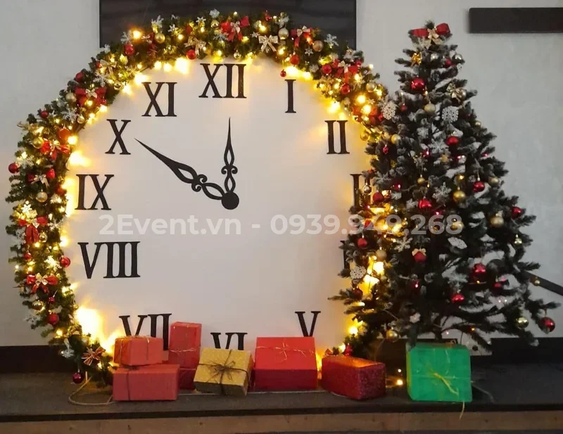 Cách trang trí cây thông Noel tại nhà và công ty