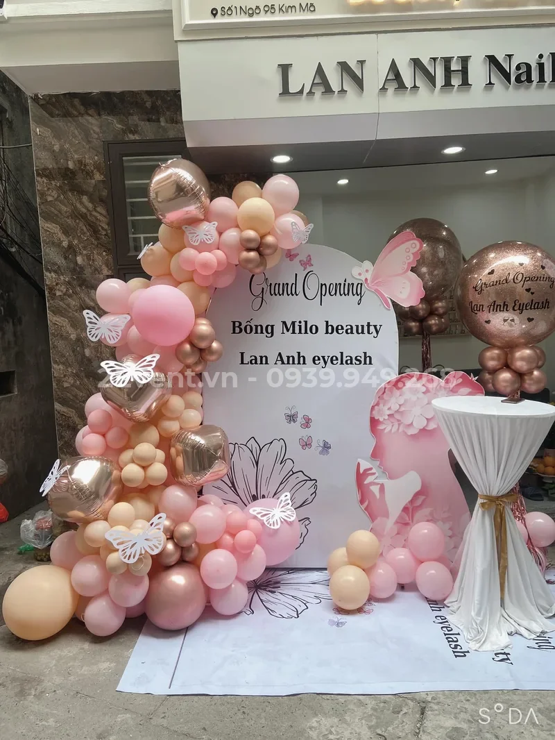 Mẫu trang trí khai trương phòng gym thu hút khách, nhiều tài lộc